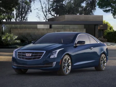 01_Cadillac_ATS_Coupe_2015_SeiteLinksVorne2