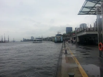 123653_Hamburg_Hafen_Landungsbrücken