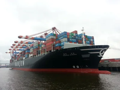 130604_Hamburg_Hafen_HANJIN_Container_Schiff