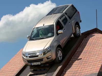 2013_isuzu_0167