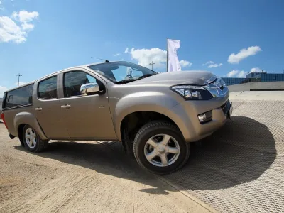 2013_isuzu_6950
