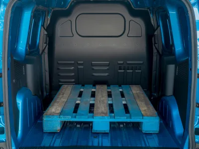 2023_FORD_E-TRANSIT_COURIER_09-LOW