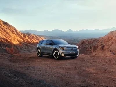2023_FORD_TheNewAll-ElectricFordExplorer_10-LOW