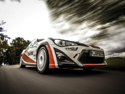 54569-2017-toyota-gt86-cs-r3-02