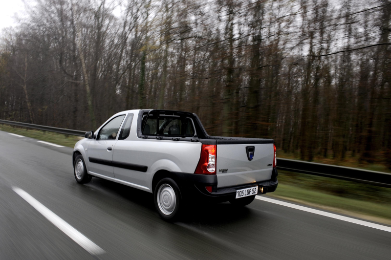 Dacia Logan Pick-Up 03 Heck Seite