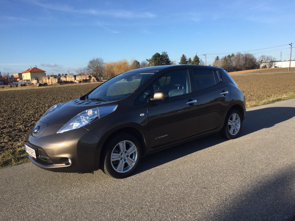 NissanLeaf1