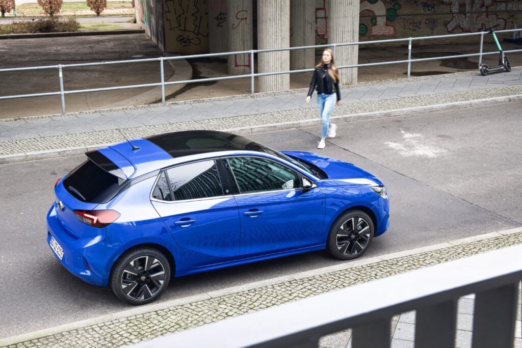 Opel Corsa e 511127