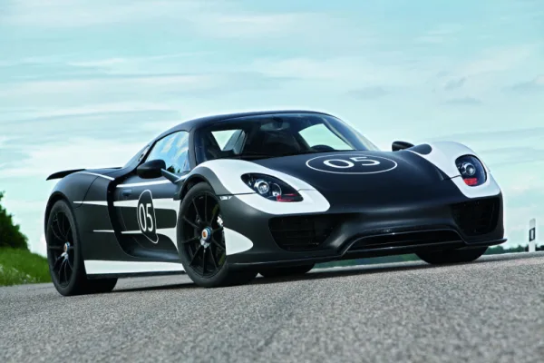 Porsche 918 Spyder Prototyp / Front & Seite