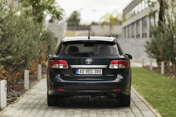 Toyota Avensis Kombi 2012 / Back View