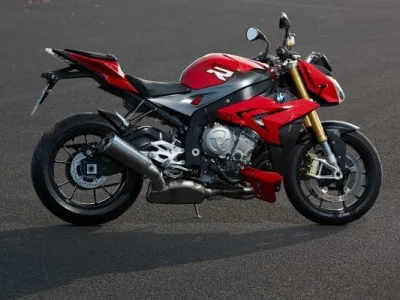BMW_S_1000_R_02