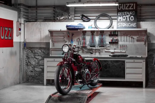Mycar Guzzi Museum 01