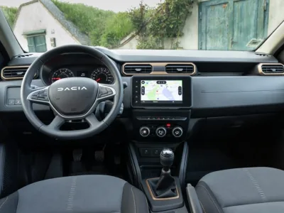 Dacia-Duster-013