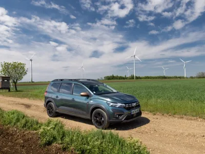 Dacia-Jogger-006