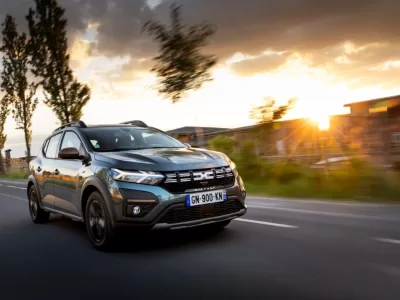 Dacia-Sandero-001
