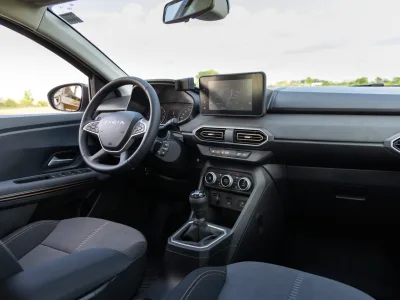 Dacia-Sandero-017