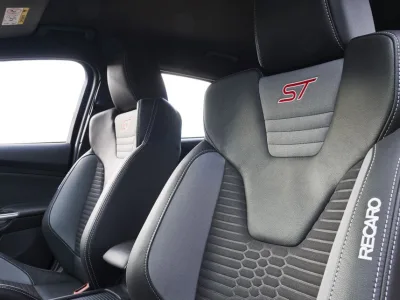 FordFocusST_35