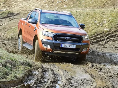 Ford_Ranger_12