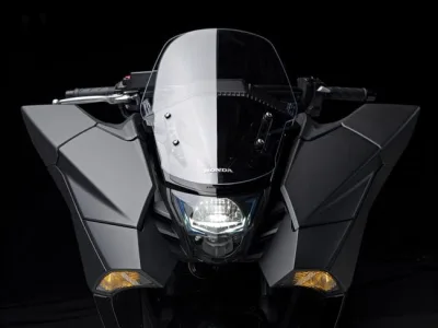 Honda_NM4_Vultus_03