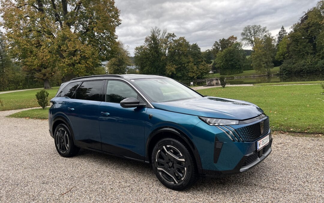 Peugeot e5008-Leiser Reisen