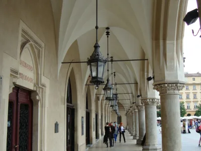 Krakau_Tuchhallen03