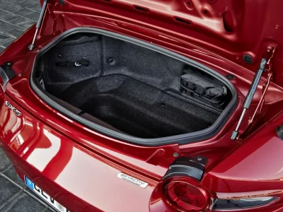 MX-5_2015_Interior_15