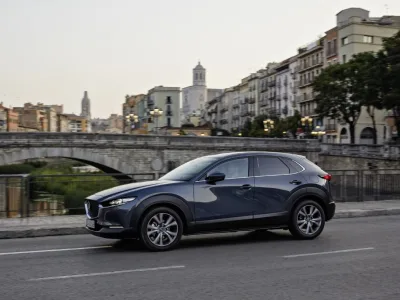 Mazda_CX-30_Girona2019_Action_19