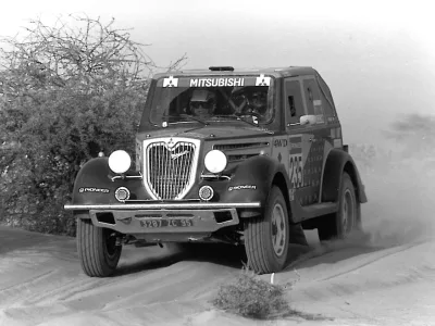Mitsubishi PX 33_12.Paris Dakar 90