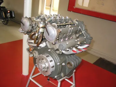 Mycar_Guzzi_V8_Motor