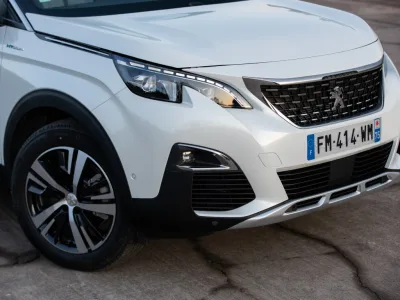 PEUGEOT_3008HYBRID_TESTDRIVE_0120TC_264