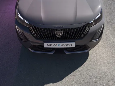 PEUGEOT_E-2008_FE_2305MP_509