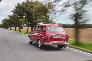 130 Jahre Skoda-Die Meilensteine der Geschichte von Škoda 21 Skoda Octavia Combi 2