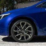 Toyota Corolla- dezentes Facelift und stärkere Motoren 25