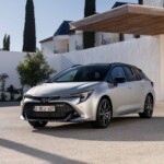 Toyota Corolla- dezentes Facelift und stärkere Motoren 15