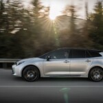 Toyota Corolla- dezentes Facelift und stärkere Motoren 14