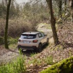 Jeep Avenger eHybrid-Avenger mit „Anschieber“ 9