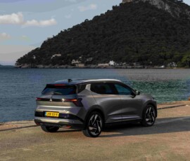 Mitsubishi Eclipse Cross-Wieder elektrisch 10