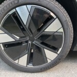 Volvo EX30 Single Motor Extended Range Ultra-Kleines E-Mobil mit Power 5