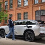 2024 Jeep® Wagoneer S Launch Edition